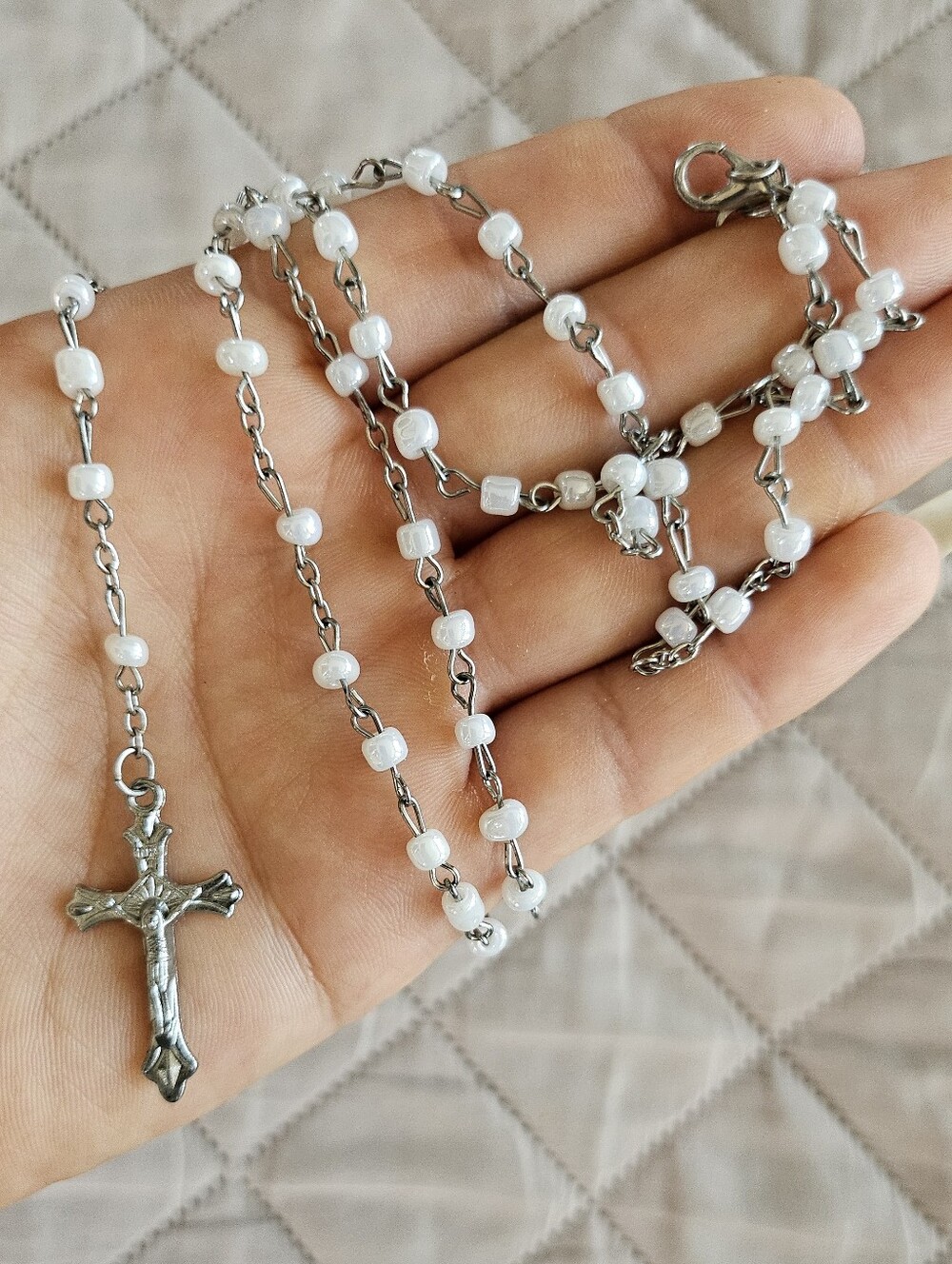 Rosary with white beads in great condition
